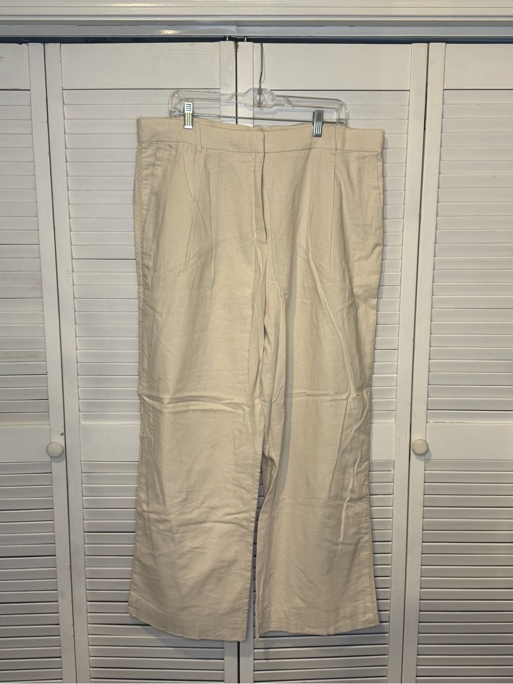 Abercrombie & Fitch Off-White Linen Pants